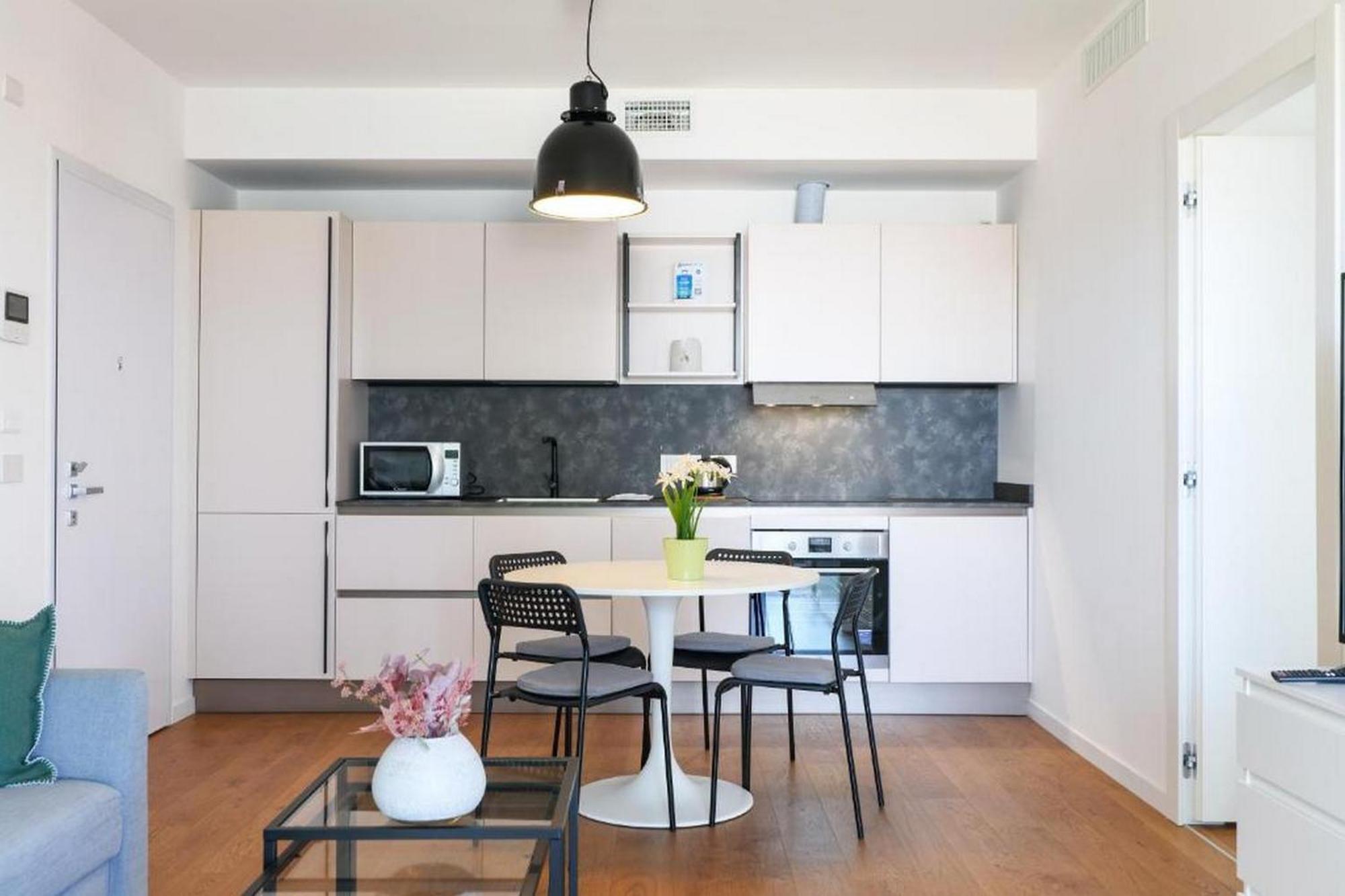 Lovely Terrace Apartment - Porta Romana District 米兰 外观 照片